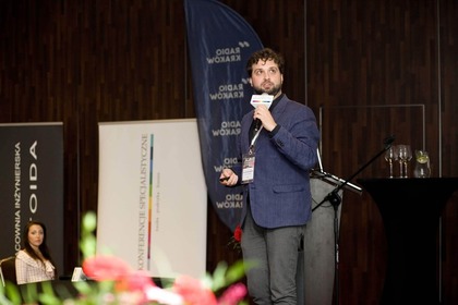 dr inż. Jacek Szmagliński, Wydział Inżynierii Lądowej i Środowiska, Politechnika Gdańska; motorniczy