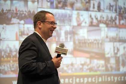 dr inż. Jeremi Rychlewski, Zakład Budowy Mostów i Dróg Kolejowych, Instytut Inżynierii Lądowej, Wydział Budownictwa i Inżynierii Środowiska, Politechnika Poznańska; Centrum Analiz Klubu Jagiellońskiego; SITK RP