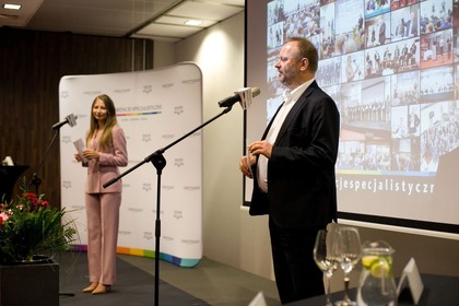 Ewelina Nawara, dyrektor wydawnictwa Media-Pro Polskie Media Profesjonalne i Mirosław Bajor, dyrektor programowy cyklu KONFERENCJE SPECJALISTYCZNE