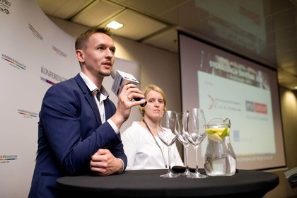 Łukasz Gryga, dyrektor Wydziału Miejskiego Inżyniera Ruchu, Urząd Miasta Krakowa i Aleksandra Krogulec, Wydział Miejskiego Inżyniera Ruchu, Urząd Miasta Krakowa