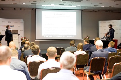 Wystąpienie dra inż. Jeremiego Rychlewskiego, Wydział Budownictwa i Inżynierii Środowiska, Politechnika Poznańska; Centrum Analiz Klubu Jagiellońskiego; SITK RP