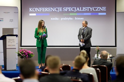Ewelina Nawara, dyrektor Media-Pro Polskie Media Profesjonalne i dr inż. Tadeusz Kopta, specjalista w zakresie inżynierii komunikacyjnej i polityki transportowej
