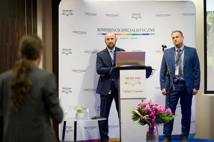 Krzysztof Różański, kierownik serwisu w Krakowie, Yunex Sp. z o.o. i  Jakub Klimkiewicz, kierownik zespołu projektowania, Yunex Sp. z o.o.