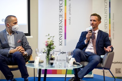 Tamás Dombi, dyrektor Biura Zarządzania Ruchem Drogowym, Urząd Miasta st. Warszawy i Łukasz Gryga, dyrektor Wydziału Miejskiego Inżyniera Ruchu, Urząd Miasta Krakowa