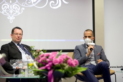 dr inż. Jeremi Rychlewski, Wydział Inżynierii Lądowej i Transportu, Politechnika Poznańska; Centrum Analiz Klubu Jagiellońskiego i Tamás Dombi, dyrektor Biura Zarządzania Ruchem Drogowym, Urząd Miasta st. Warszawy