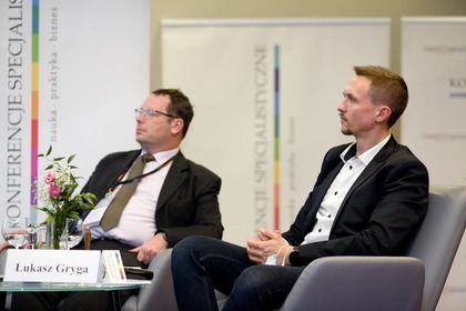 dr inż. Jeremi Rychlewski, Wydział Inżynierii Lądowej i Transportu, Politechnika Poznańska; Centrum Analiz Klubu Jagiellońskiego i Łukasz Gryga, dyrektor Wydziału Miejskiego Inżyniera Ruchu, Urząd Miasta Krakowa