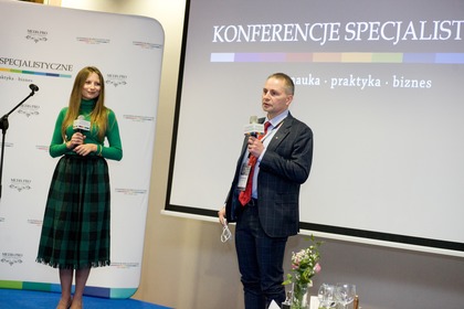 Ewelina Nawara, dyrektor Media-Pro Polskie Media Profesjonalne i dr inż. Marek Bauer, Wydział Inżynierii Lądowej, prorektor Politechniki Krakowskiej