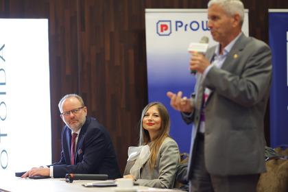 Prof. dr hab. inż. Stanisław Gaca z Politechniki Krakowskiej