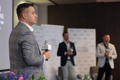 Referat „Totem rowerowy – element wspierający zrównoważony rozwój transportu w mieście” przedstawił Adam Grabalski, manager sprzedaży, Yunex Sp. z o.o.