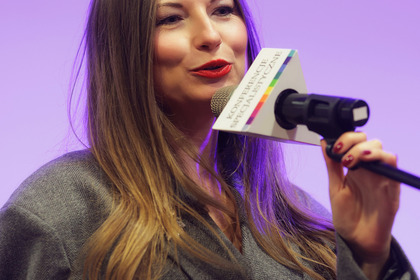 Ewelina Nawara, dyrektor naczelna Media-Pro Polskie Media Profesjonalne otwiera KONGRES NAWIERZCHNI 2024