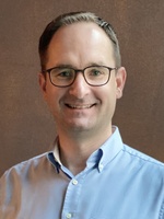 „Praktyczne doświadczenia z prowadzenia pomiarów rozkładu luminancji na oświetlonych odcinkach dróg klasy M oraz strefy dostępu do tunelu”